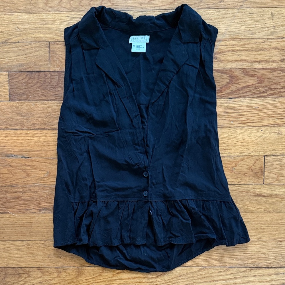 Cooperative Black Ruffled Collar Top